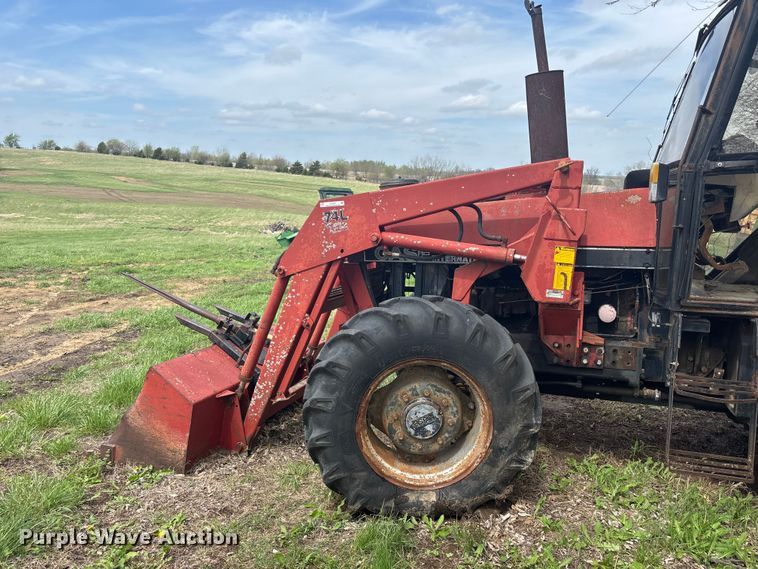 image for item FC4576 Case 1594 tractor