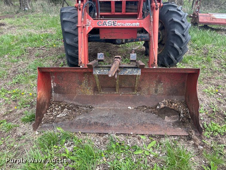 image for item FC4576 Case 1594 tractor
