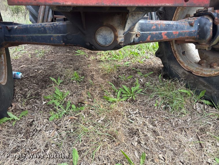 image for item FC4576 Case 1594 tractor