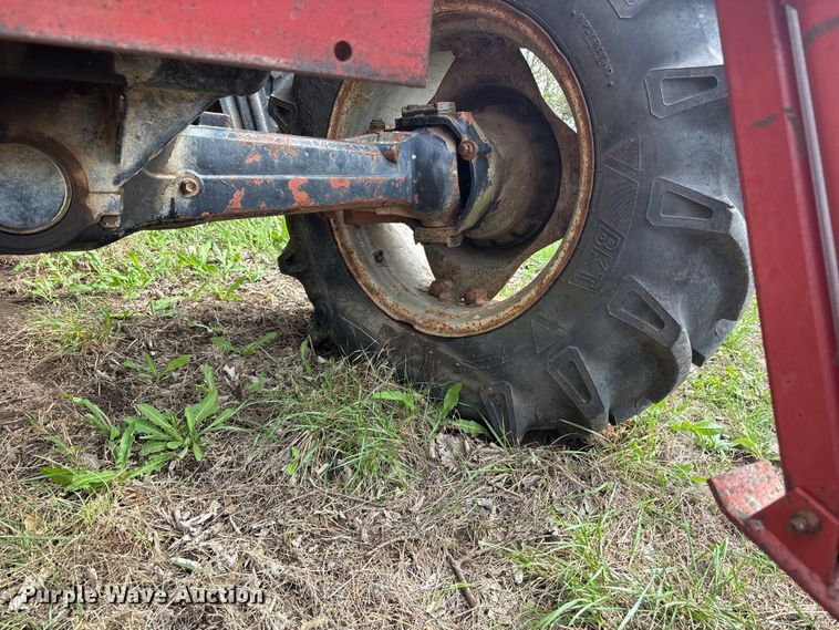 image for item FC4576 Case 1594 tractor