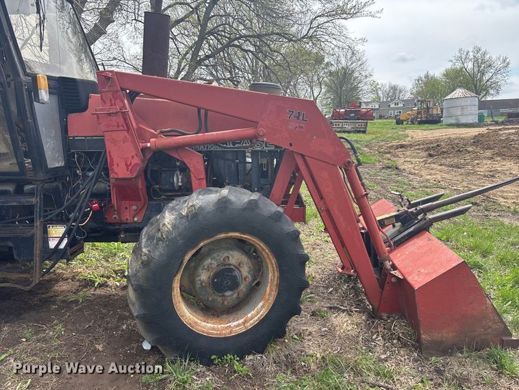 image for item FC4576 Case 1594 tractor