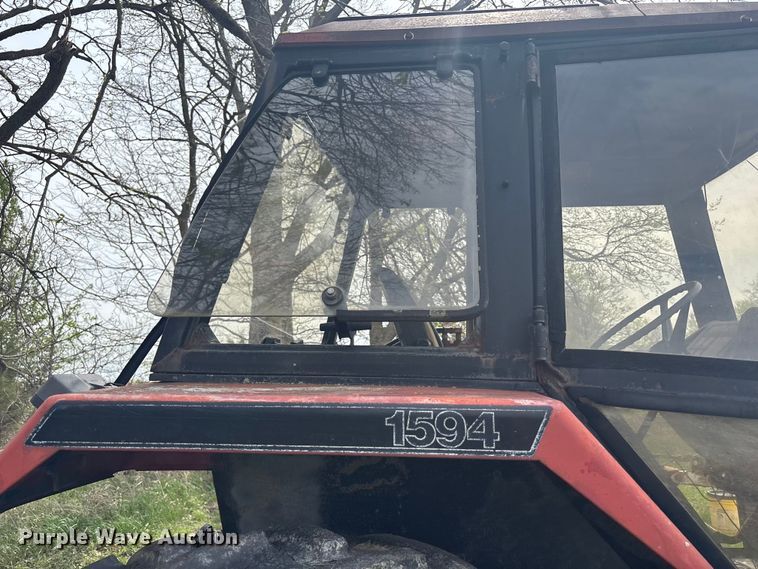 image for item FC4576 Case 1594 tractor