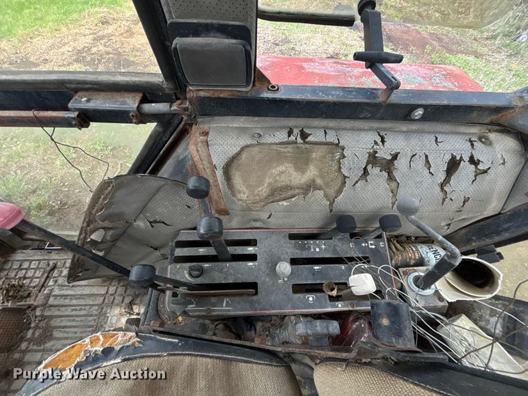 image for item FC4576 Case 1594 tractor