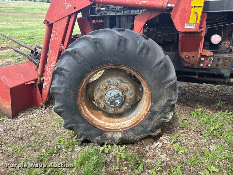 image for item FC4576 Case 1594 tractor