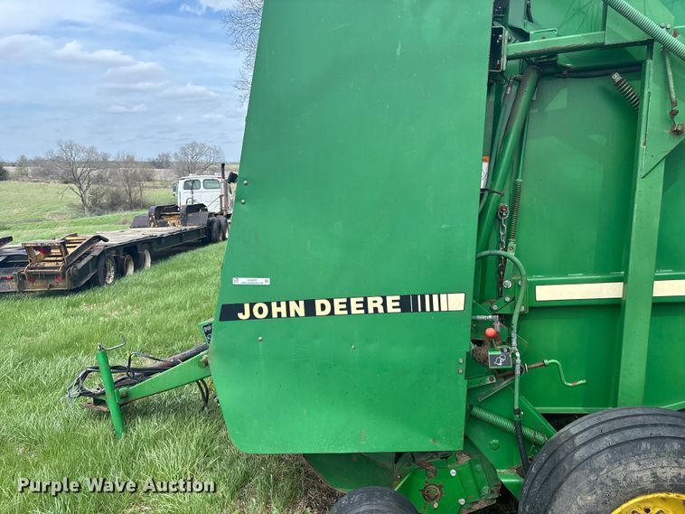 image for item FC4577 John Deere 535 round baler