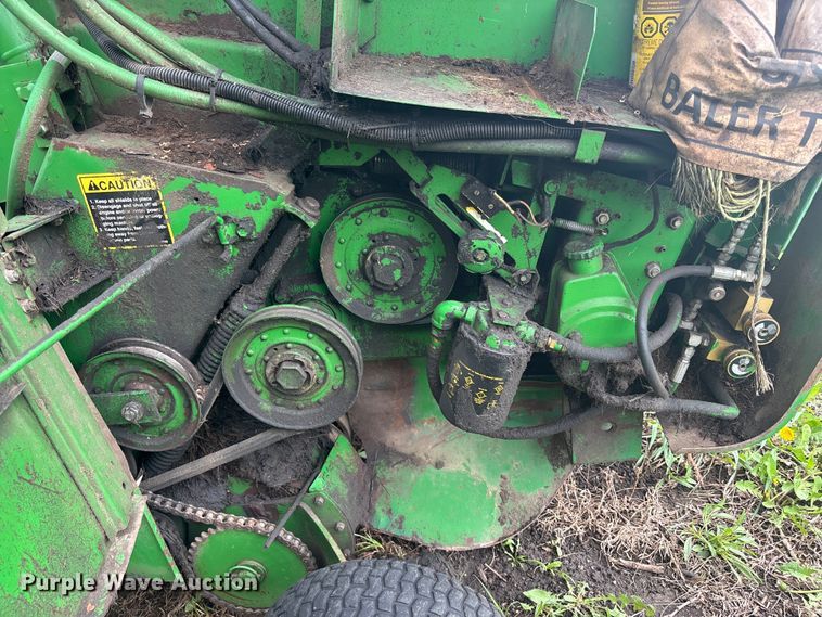 image for item FC4577 John Deere 535 round baler