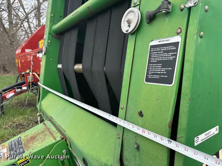 image for item FC4577 John Deere 535 round baler
