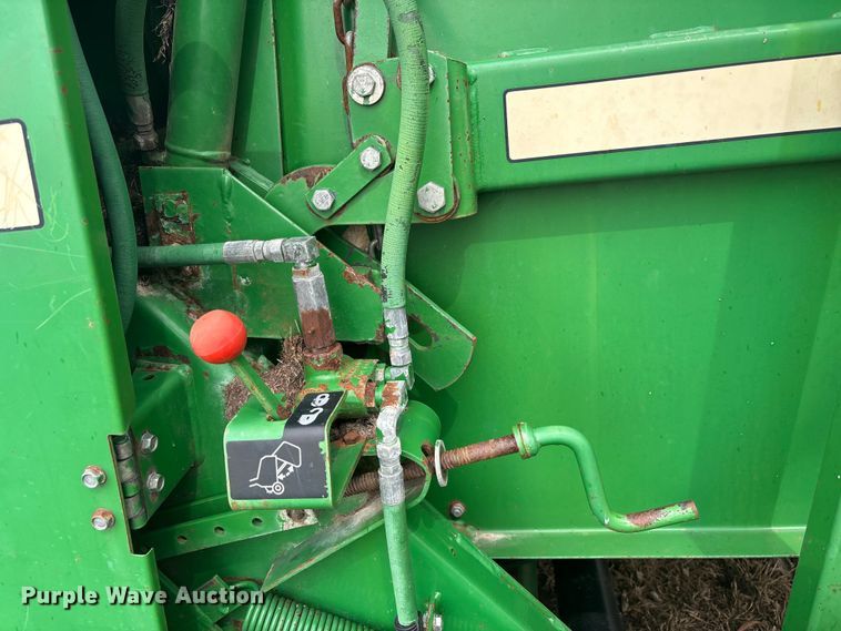 image for item FC4577 John Deere 535 round baler