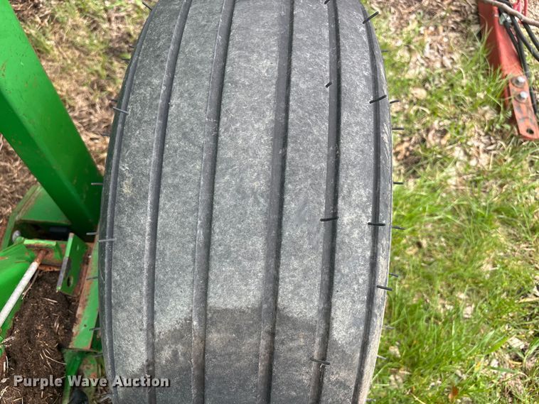 image for item FC4577 John Deere 535 round baler