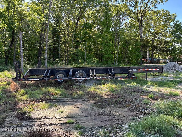 image for item FG0340 2005 Behnke Enterprises Inc. sprayer trailer