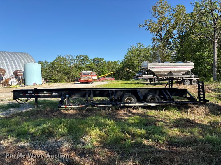 image for item FG0340 2005 Behnke Enterprises Inc. sprayer trailer
