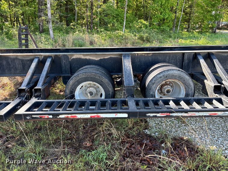 image for item FG0340 2005 Behnke Enterprises Inc. sprayer trailer