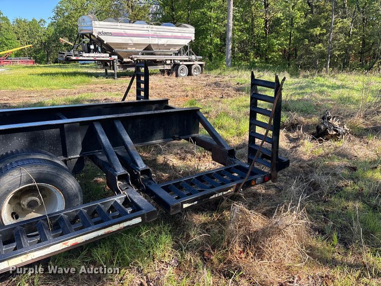 image for item FG0340 2005 Behnke Enterprises Inc. sprayer trailer