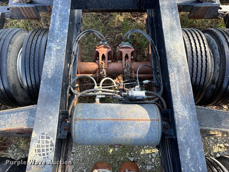 image for item FG0340 2005 Behnke Enterprises Inc. sprayer trailer