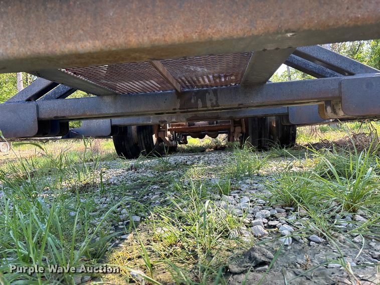 image for item FG0340 2005 Behnke Enterprises Inc. sprayer trailer
