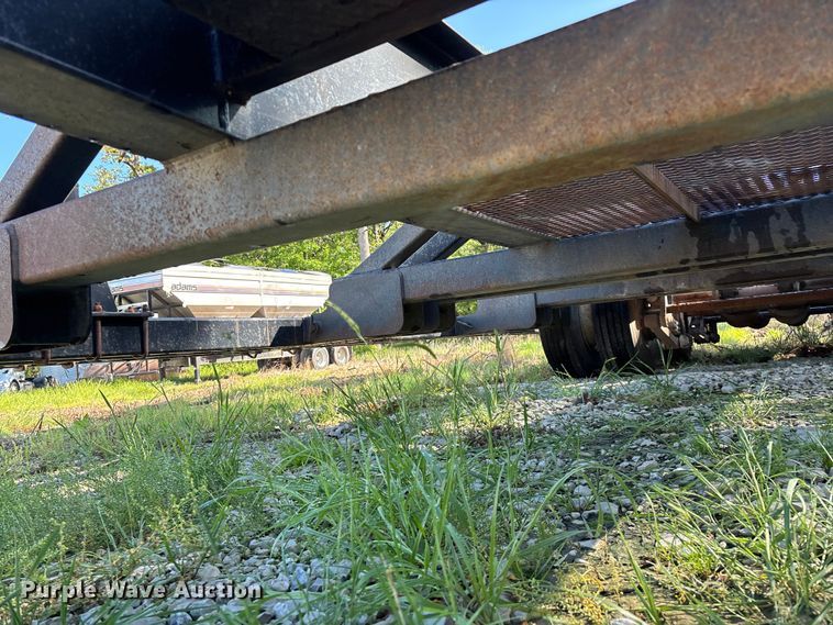image for item FG0340 2005 Behnke Enterprises Inc. sprayer trailer