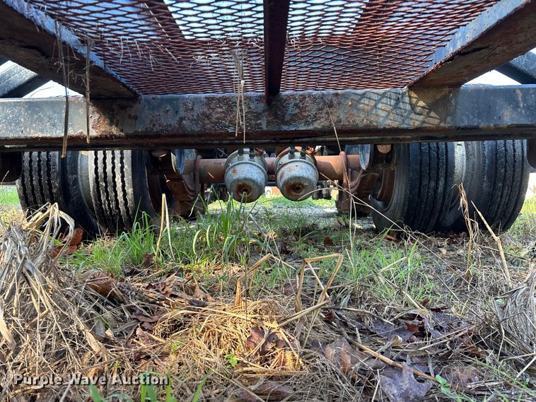 image for item FG0340 2005 Behnke Enterprises Inc. sprayer trailer