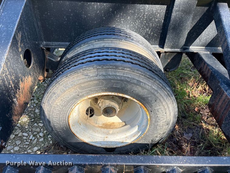 image for item FG0340 2005 Behnke Enterprises Inc. sprayer trailer