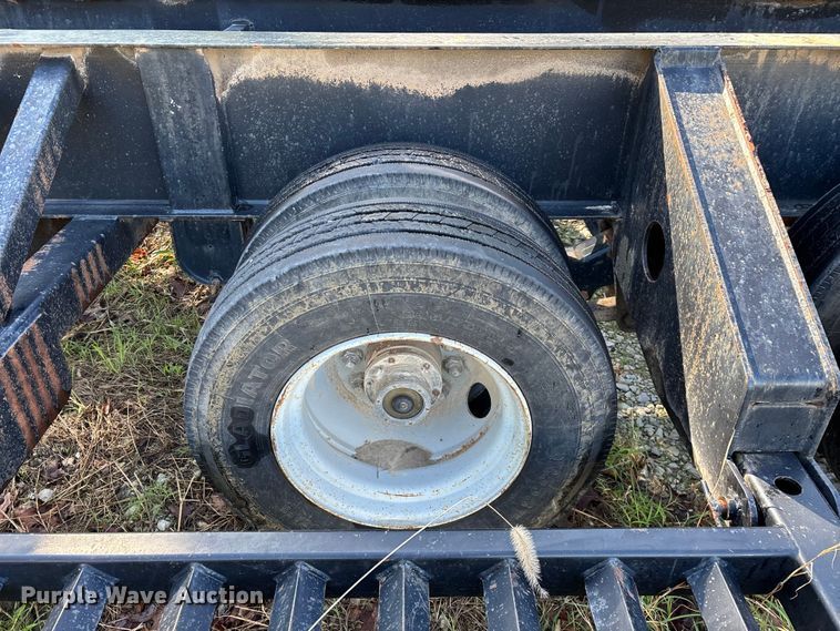 image for item FG0340 2005 Behnke Enterprises Inc. sprayer trailer