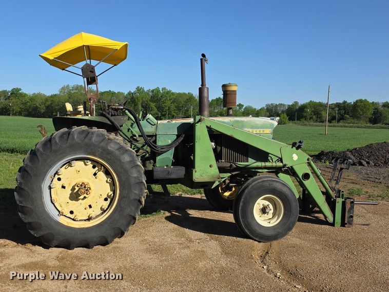 image for item FI0945 1966 John deere 4020 tractor