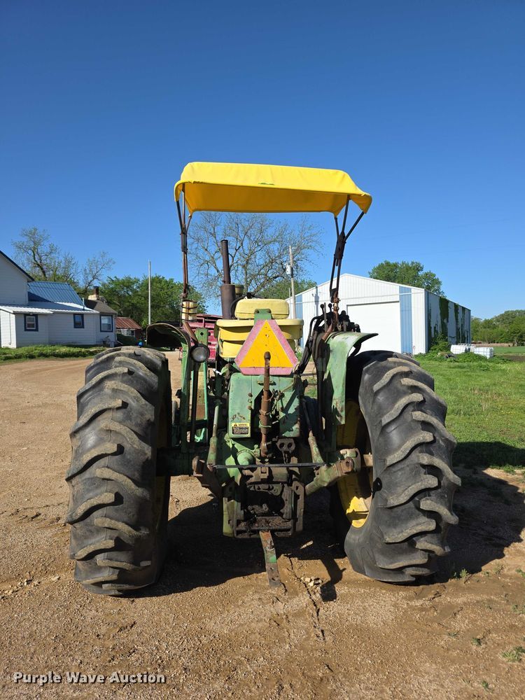 image for item FI0945 1966 John deere 4020 tractor