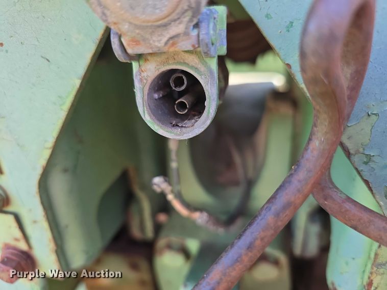 image for item FI0945 1966 John deere 4020 tractor