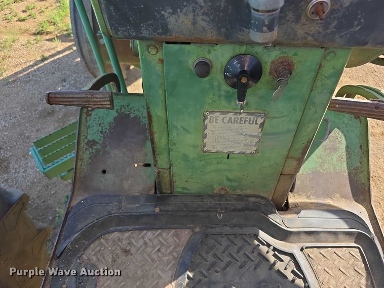 image for item FI0945 1966 John deere 4020 tractor