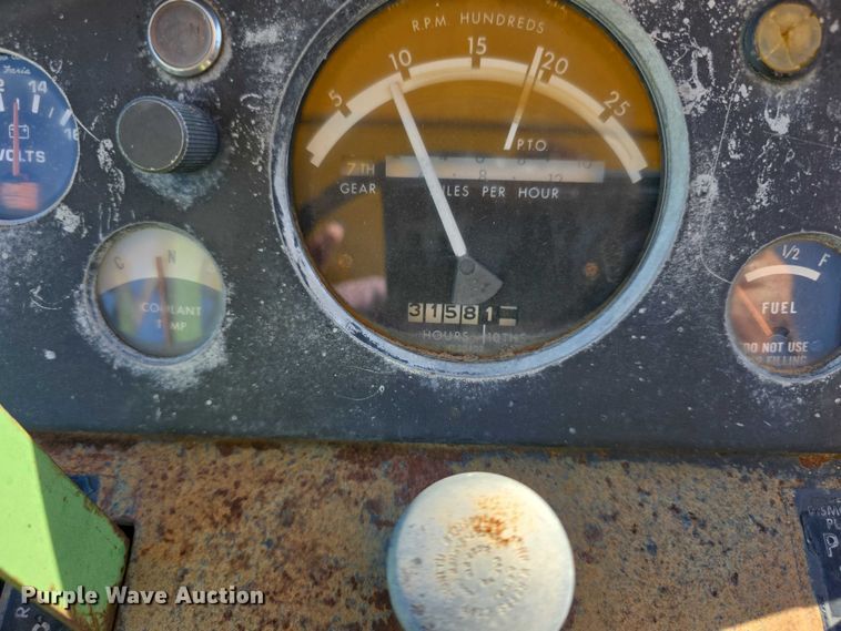 image for item FI0945 1966 John deere 4020 tractor