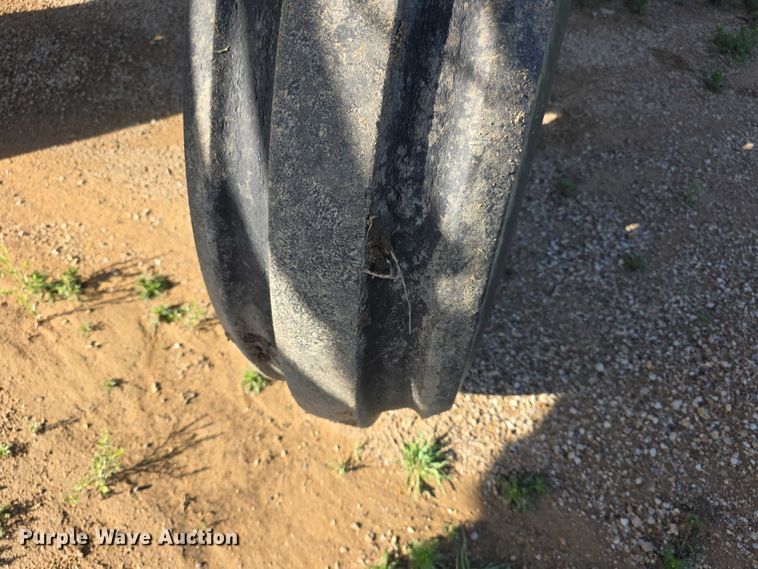 image for item FI0945 1966 John deere 4020 tractor