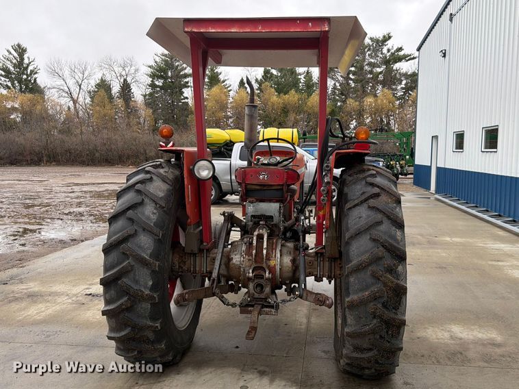 image for item FK0109 1969 Massey Ferguson 165 tractor