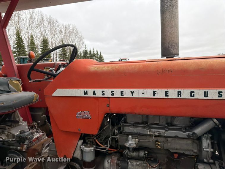 image for item FK0109 1969 Massey Ferguson 165 tractor