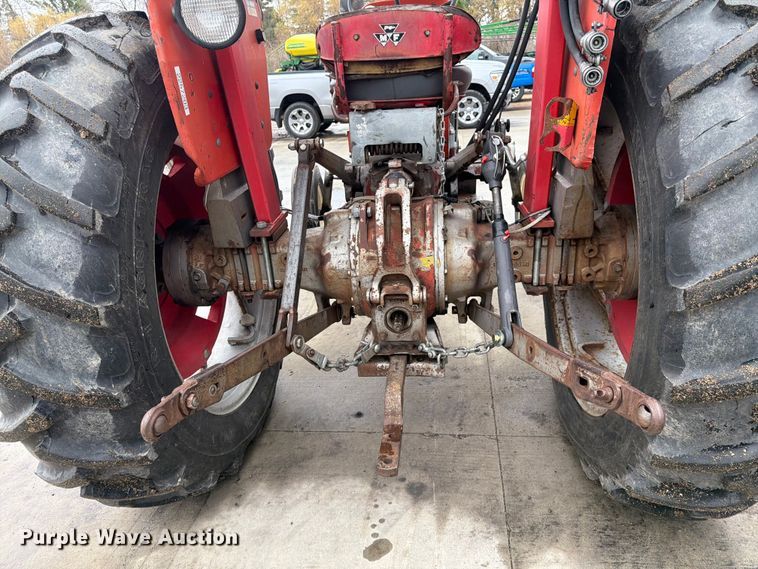 image for item FK0109 1969 Massey Ferguson 165 tractor