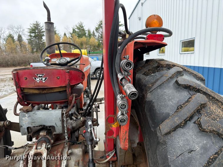 image for item FK0109 1969 Massey Ferguson 165 tractor