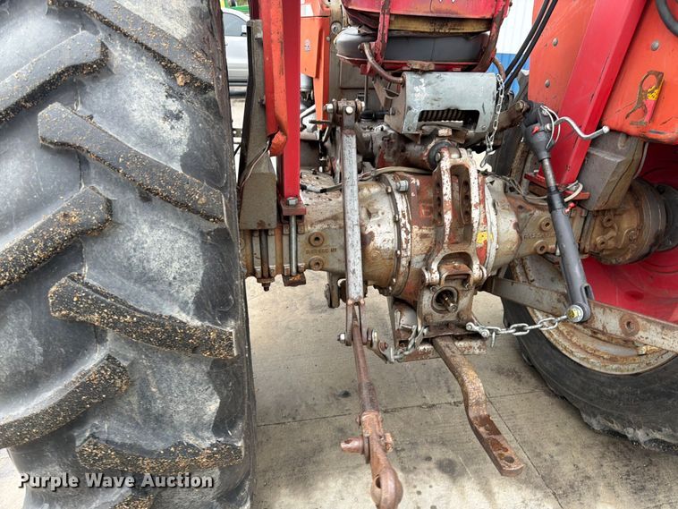 image for item FK0109 1969 Massey Ferguson 165 tractor