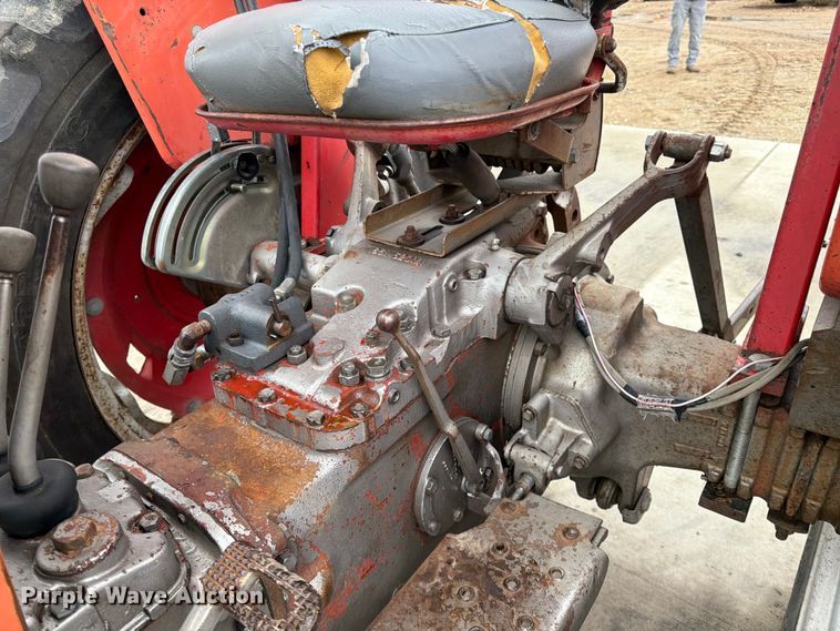 image for item FK0109 1969 Massey Ferguson 165 tractor