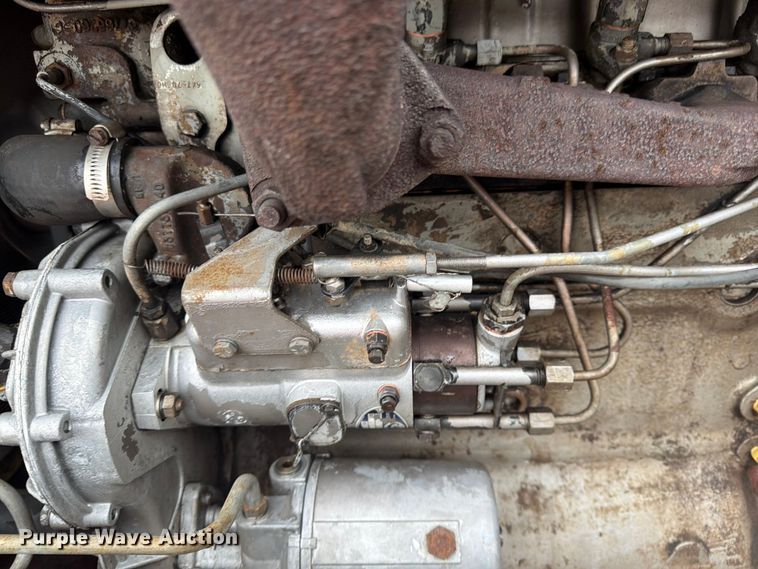 image for item FK0109 1969 Massey Ferguson 165 tractor