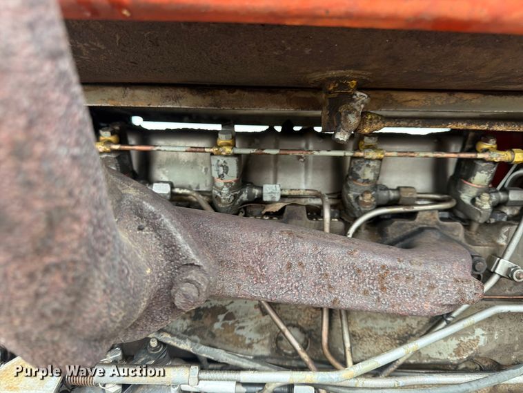 image for item FK0109 1969 Massey Ferguson 165 tractor