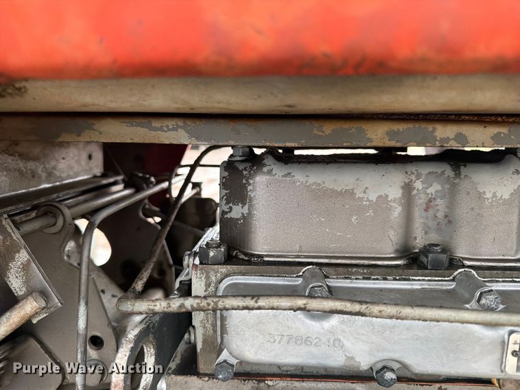 image for item FK0109 1969 Massey Ferguson 165 tractor