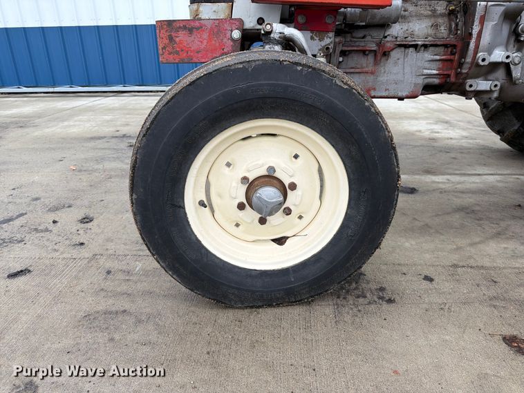 image for item FK0109 1969 Massey Ferguson 165 tractor