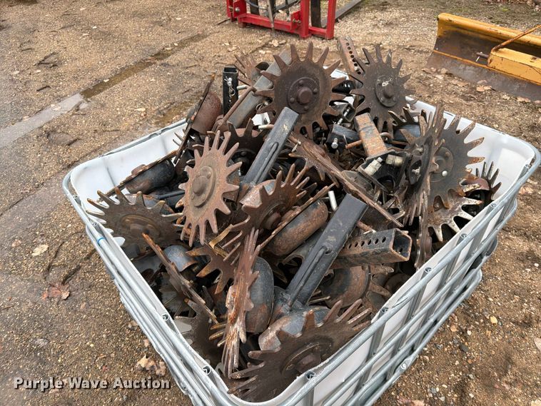 image for item FK0111 Approximately 36 row cleaners