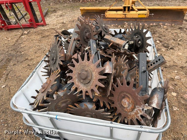 image for item FK0111 Approximately 36 row cleaners