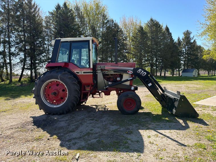image for item FK0150 International Harvester Farmall 1086 tractor