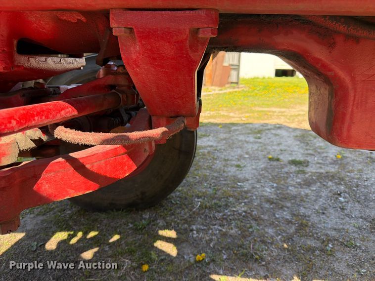 image for item FK0150 International Harvester Farmall 1086 tractor