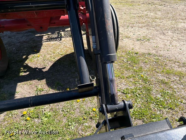 image for item FK0150 International Harvester Farmall 1086 tractor