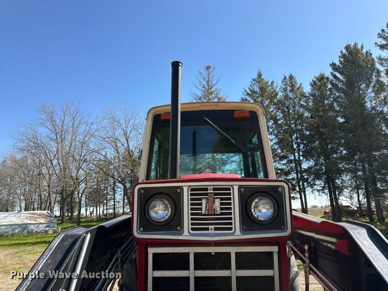 image for item FK0150 International Harvester Farmall 1086 tractor