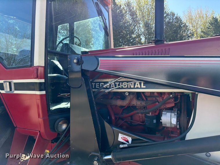 image for item FK0150 International Harvester Farmall 1086 tractor