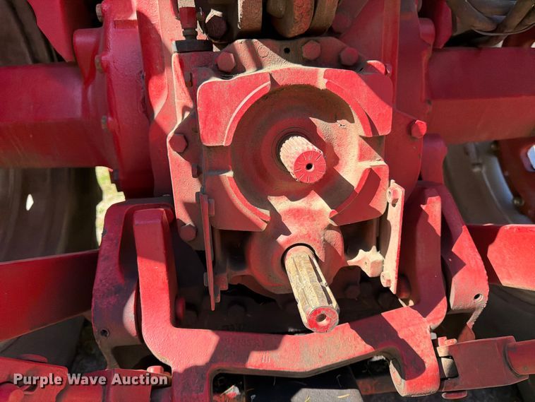 image for item FK0150 International Harvester Farmall 1086 tractor
