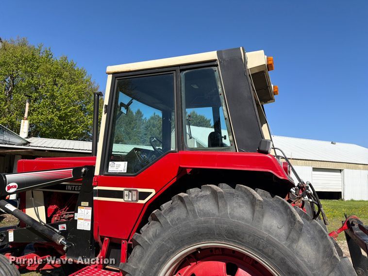image for item FK0150 International Harvester Farmall 1086 tractor