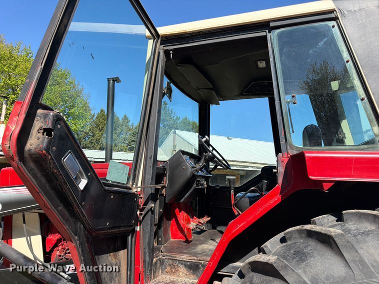 image for item FK0150 International Harvester Farmall 1086 tractor