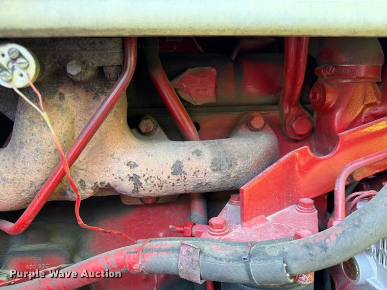 image for item FK0150 International Harvester Farmall 1086 tractor